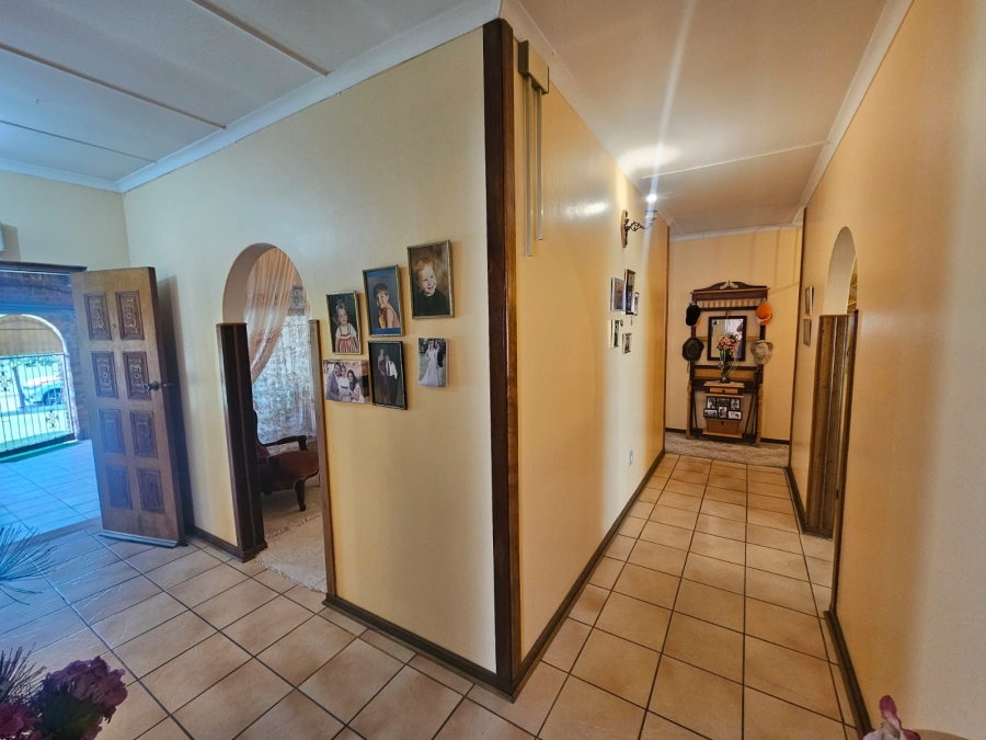 4 Bedroom Property for Sale in Odendaalsrus Free State